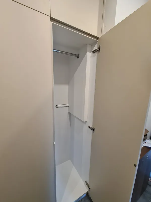 Szafa / garderoba na wymiar — realizacja 19